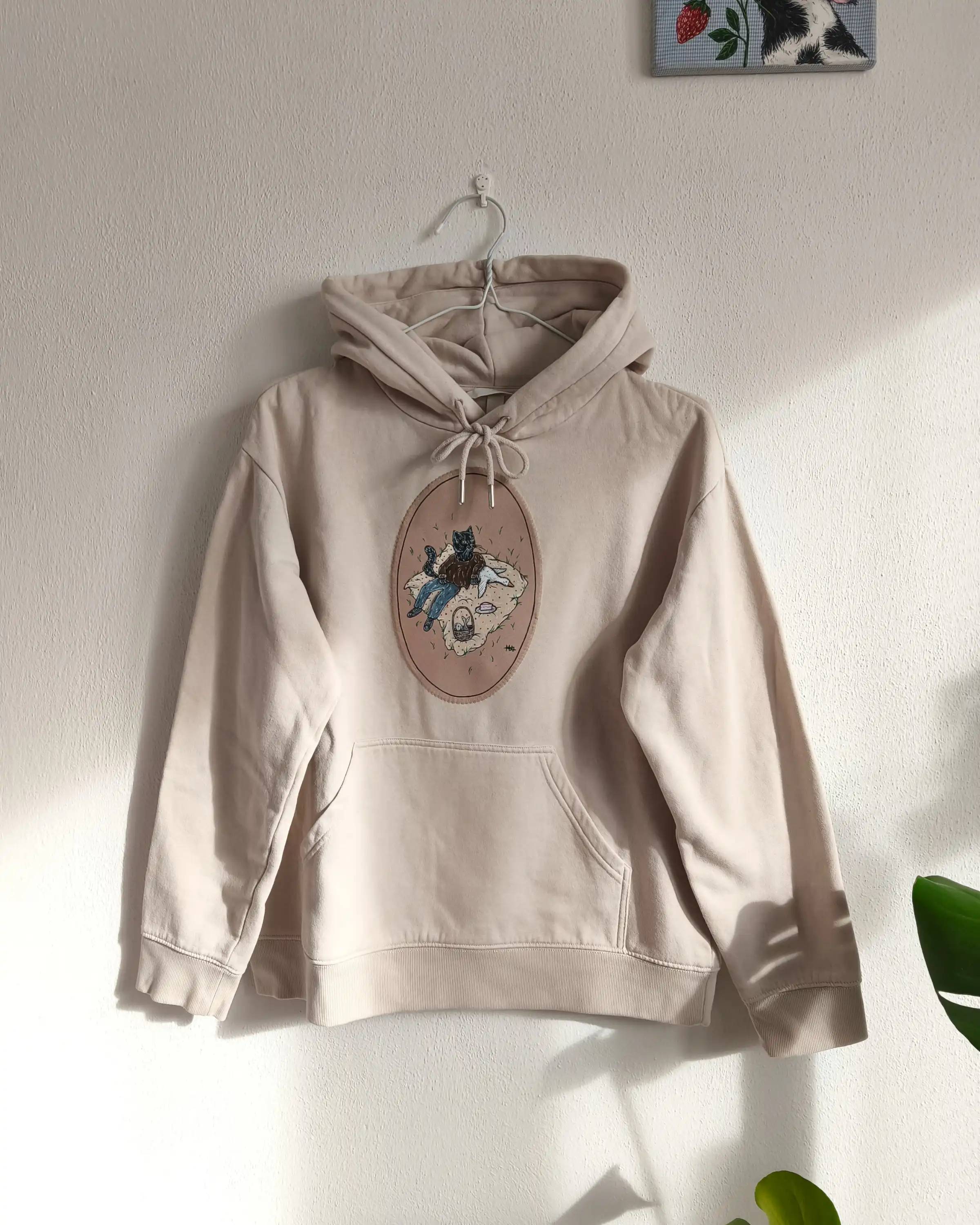 Mačka na pikniku - Upcy mikina (S)